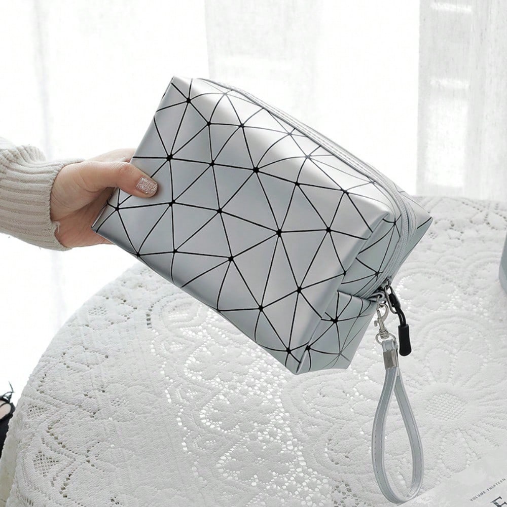 Geometric Luminous Makeup Bag  - Tech Accessories Travel Bag recension och pris