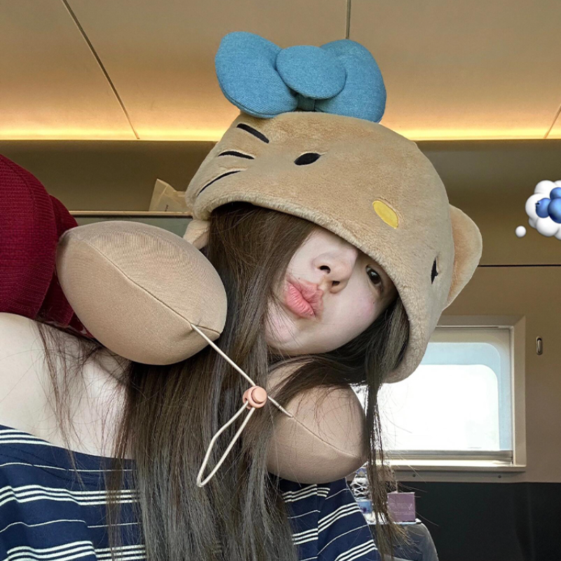 Hello Kitty Hooded Pillow Neck - Tech Accessories For Travel recension och pris