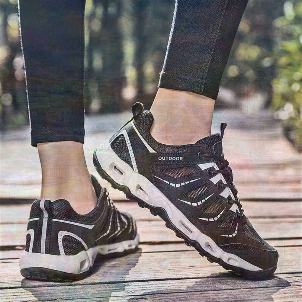 Sumer Round Tip Silver Sneaker - Tech Accessories Shop recension och pris