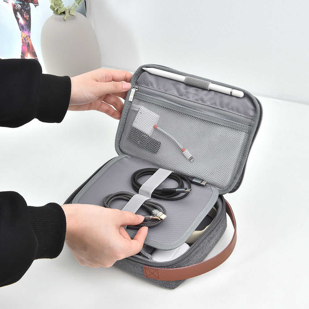WiWU Travel Electronic Organiz - Tech Accessories Case recension och pris